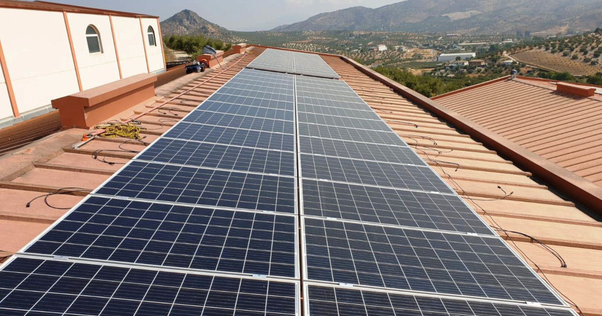 Ampliación de instalación fotovoltaica de autoconsumo en Almazara de Muela S.L.